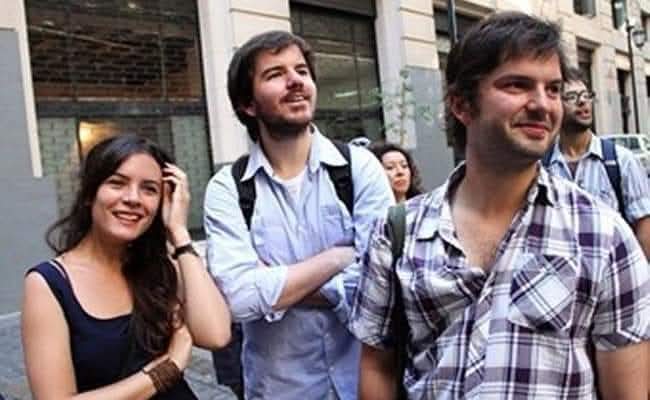 La hicieron bien cabros... 
Se que podría haber salido mucho mejor. Pero la oposición y chaqueteo que tuvieron fue horrible. 
Felicitaciones por haber seguido el consejo de nuestro Salvador. Avanzar a través de la legalidad y la paz.... Gracias x luchar por la igualdad ❤