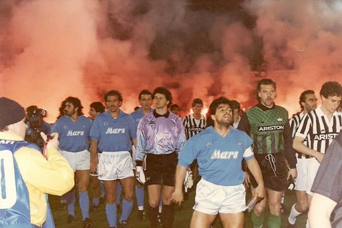 Maradona Pics Bot (@maradona_pics) on Twitter photo 