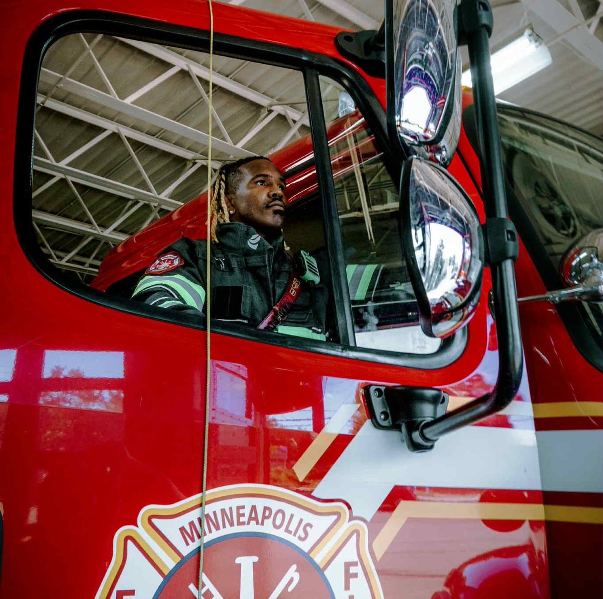 CrimeWatchMpls's tweet image. Ladies and gentlemen, Minneapolis Fire Captain Kenn Glenn ⬇️

Welcome to @GovTimWalz and @MayorFrey's Minnesota and Minneapolis.