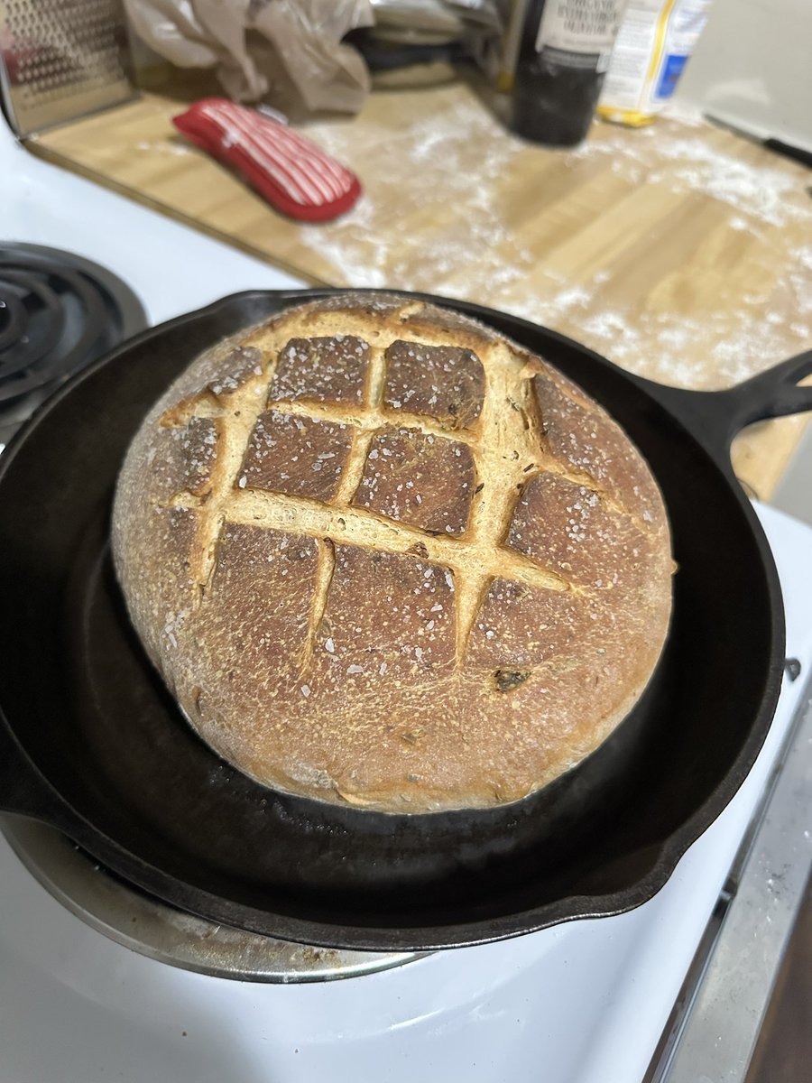 chris “hotdog” topher tweet media