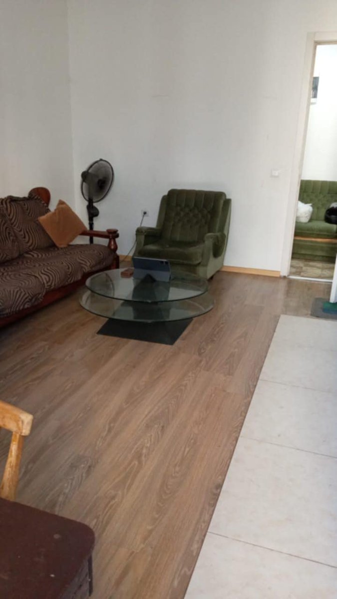 FMarkABS's tweet photo. 2-bedroom apartment for rent
Price: $800 / ≈₾2,150 GEL per month
Bright, comfortable, great location.
for details!
ქართული — ვარიანტი 1 (მოკლე)
🏡 2-საძინებლიანი ბინა ქირავდება
ფასი: $800 / ≈₾2,150 GEL თვეში
ნათელი, კომფორტული, კარგი მდებარეობა.
📩 მოგვწერეთ დეტალებისთვის! https://t.co/b2o8eVtdy1