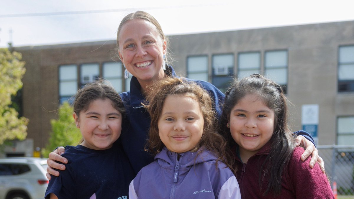 Distinctive Schools tweet media