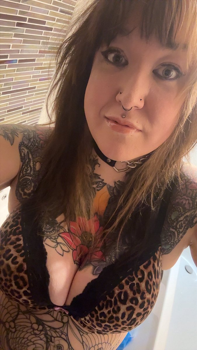 CariMurph tweet media