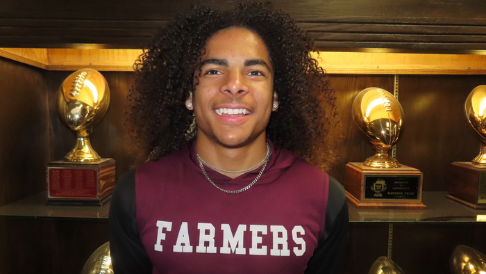 GPowersScout's tweet image. Colleges are flocking to #TheLew to evaluate a DEEP 2027 class +  prospects in '28 and '29. @LHSFball | #TXHSFB | @dctf | @malloryhartley | @modle1112 | @Coach_Olla

The roster is built to contend.

💥@TaeMayo04155 
💥@dj3_martin 
💥@Ace4Six 
💥@D_Rob_2 

texasfootball.com/article/2026/0…