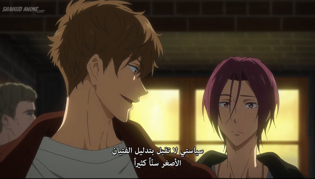 يحسسك انه الفرق عشر سنين 🤏🏻🤏🏻