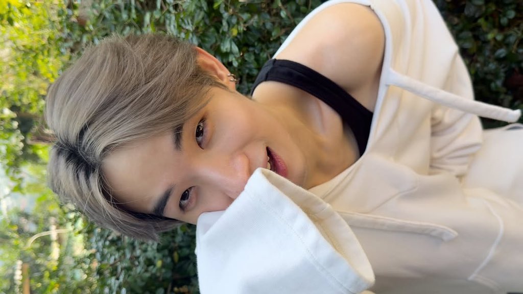 sibseong's tweet image. in thailand we don't say น้องฮง we say ซ้อหง
โคดจะ born to be เคะ เคะแบบไม่ปรุงเครื่อง เคะแบบออริจินอล เคะแบบตื่นมาแร้วเคะเรย หงพอเถอะ เฮียหึงว่ะ