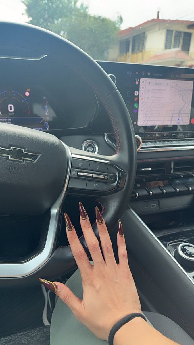 AlexaTSC's tweet image. Por finnnn la camioneta que tanto le pedí a Dios 😍❤️