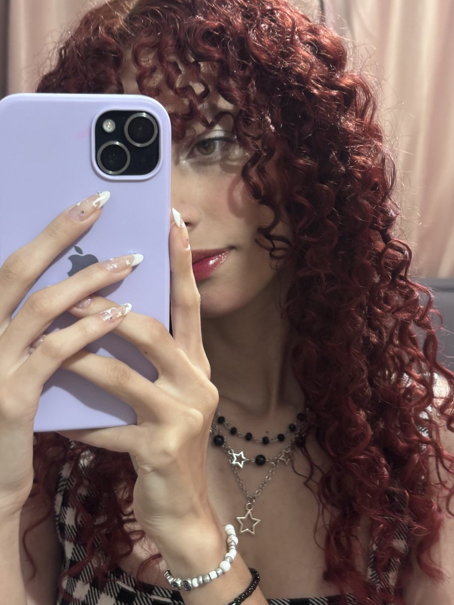 httpstjones's tweet image. me and my pinterest ౨ৎ ⋆｡˚