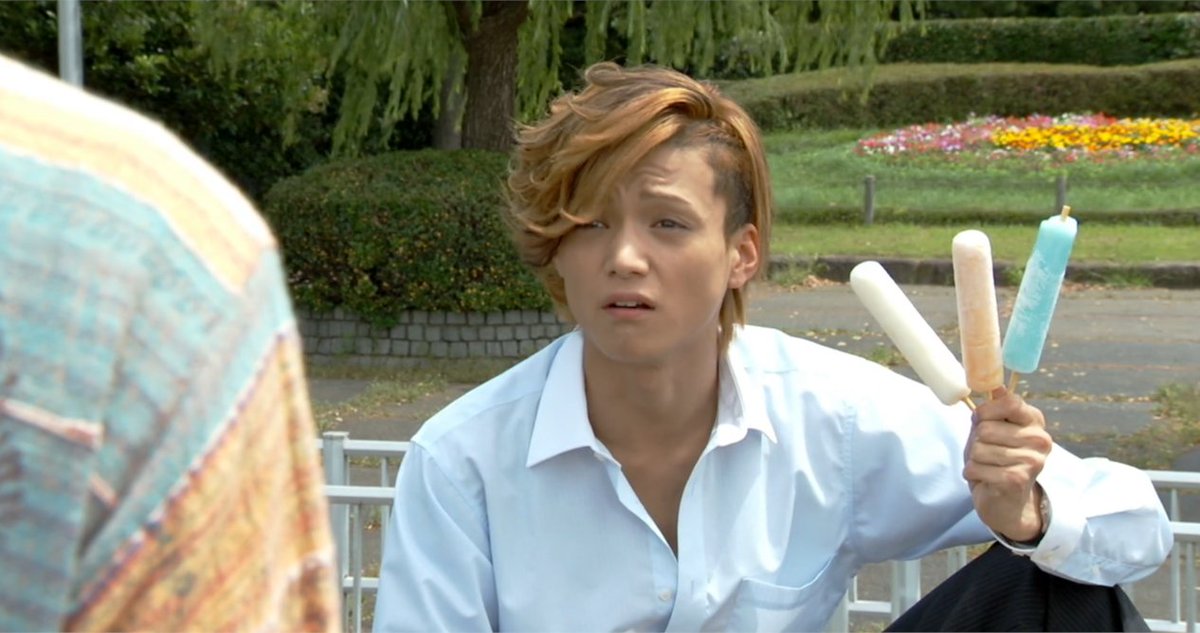 「なんだ？俺も味は感じてるぞ。これが冷たくて美味いのは分かる」
一週目だと好き勝手して煽ったりはぐらかしている様にしか見えないのに

二週目だと、ただ「美味しいとわかる」普通の事に、どれだけアンクが喜んでいるか……
しかも、独り占めせずに映司にも食べさせてて……
#仮面ライダーオーズ