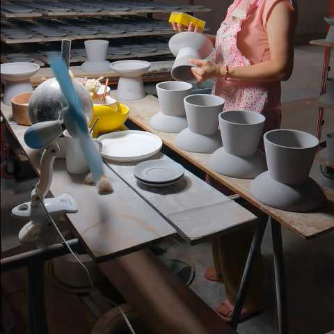 EnchongClay's tweet image. Reliable Ceramic Products Start with Controlled Production
#HighQualityCeramics 
#CeramicFactory 
#CeramicManufacturing 
#CeramicQuality