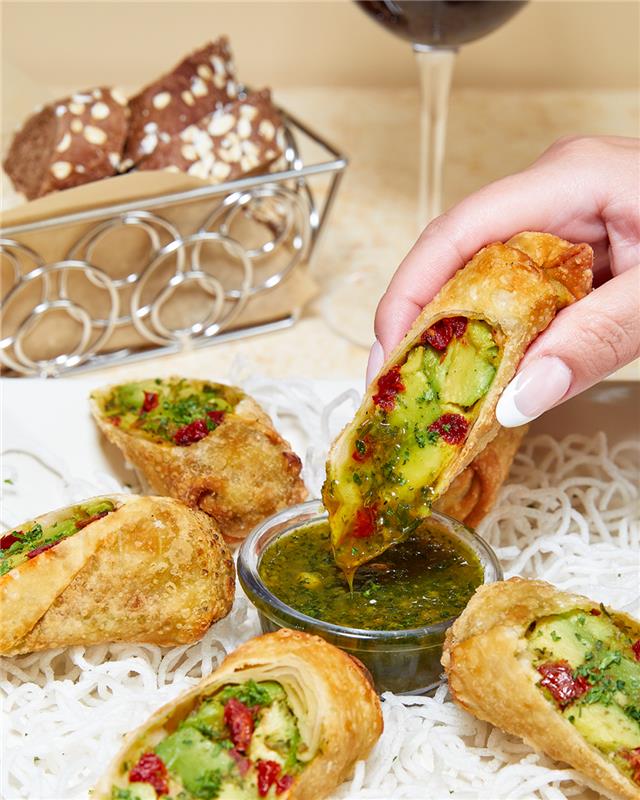 The Cheesecake Factory 🍰 tweet media