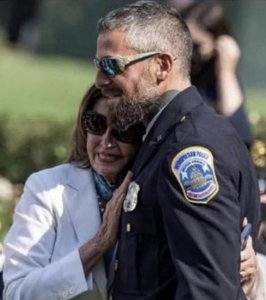 Joe_S_Pure's tweet image. THE J6 SCAM IN ONE PHOTO