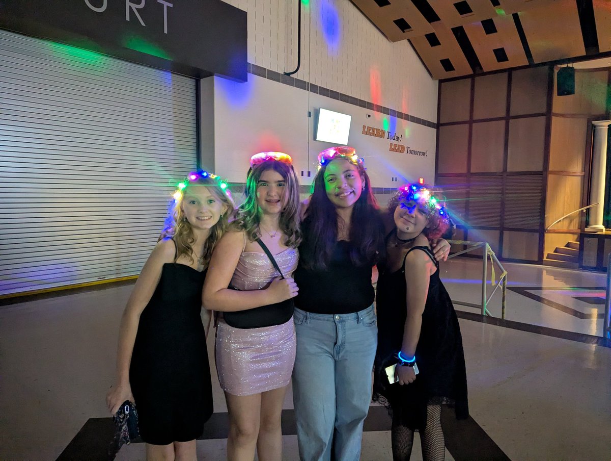 Hanover Middle Sch tweet media