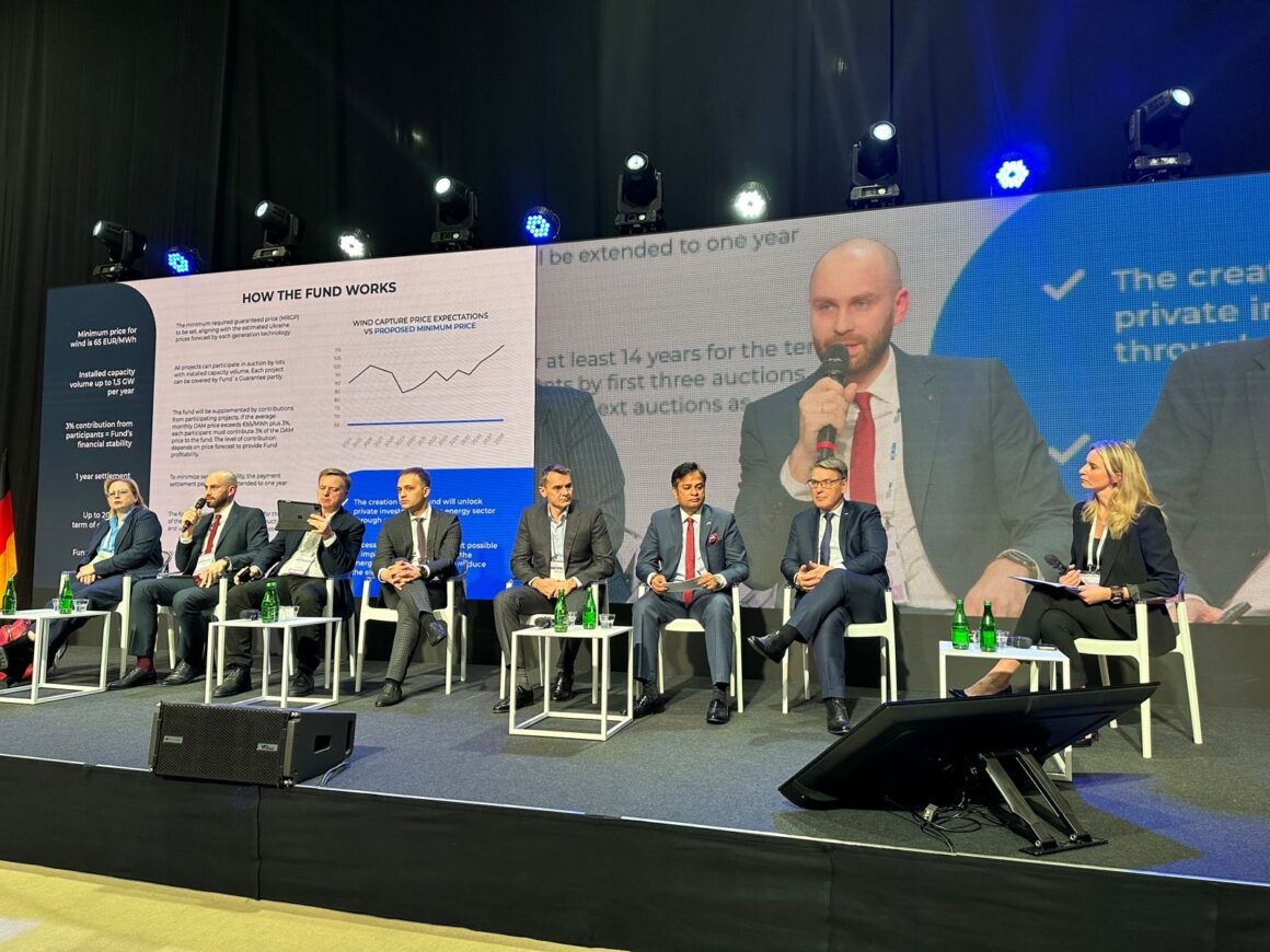 Think-Tanks'App tweet media