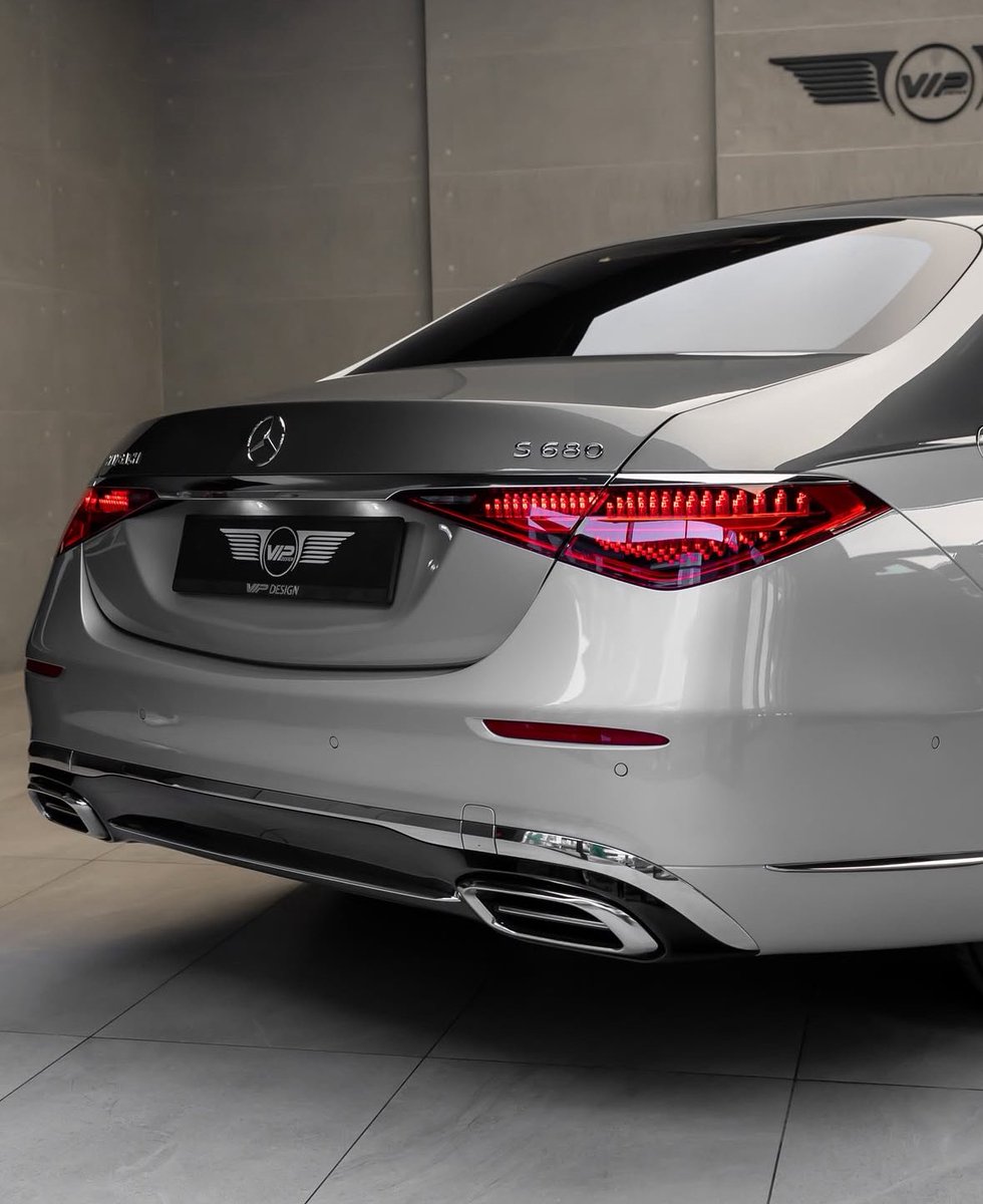 Mercedes-Benz S680 Maybach. V12 👀