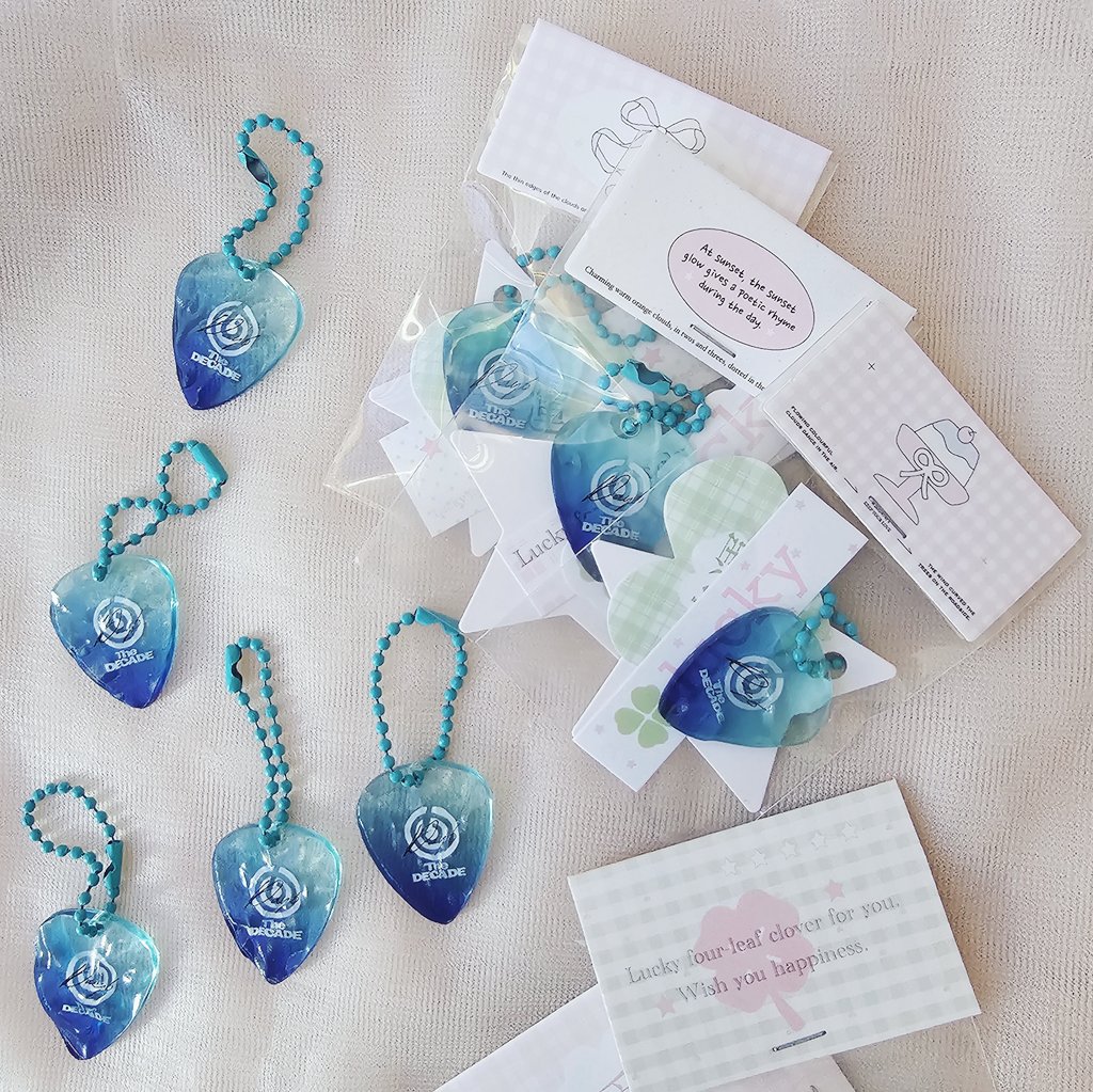 🎁 Freebies for 
#Day6inKL #TheDecadeinKL

🗓 Date: 31/1/2026 (Sat)
📍 Venue: Axiata Arena
⏰ Time: TBC

📌 How to redeem:
Will give out randomly depending on situation that day.