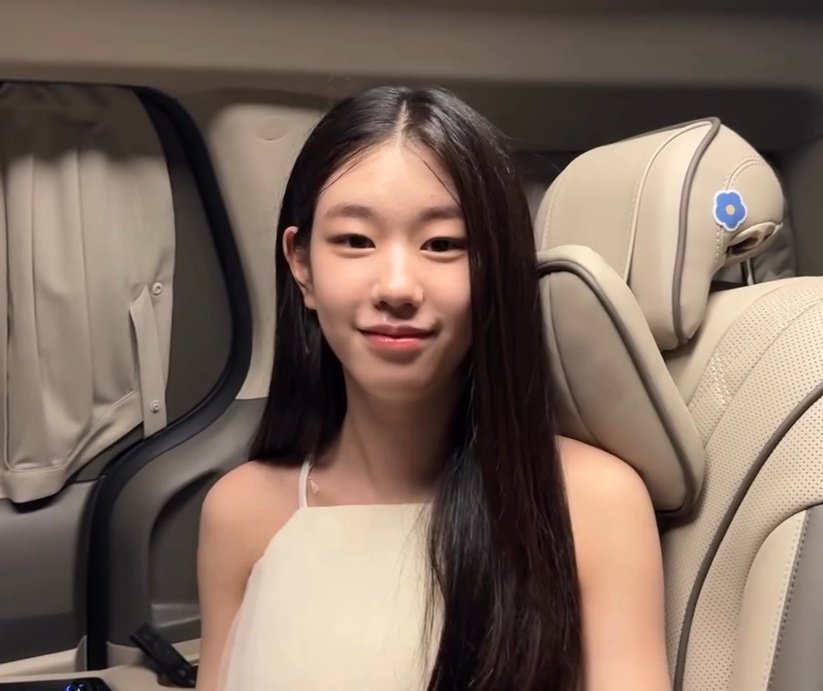 vitaminCneeded's tweet image. นอกจากน้องเอลล่าที่พี่จีซูเห็นมาตั้งแต่เป็นเด็กน้อย ก็คงเป็นน้องโซอีนี่แหละที่เป็นเครื่องพิสูจน์ว่าเวลาผ่านไปไวมาก ตอนนี้น้องๆเริ่มโตกันหมดแล้วอะ🥹