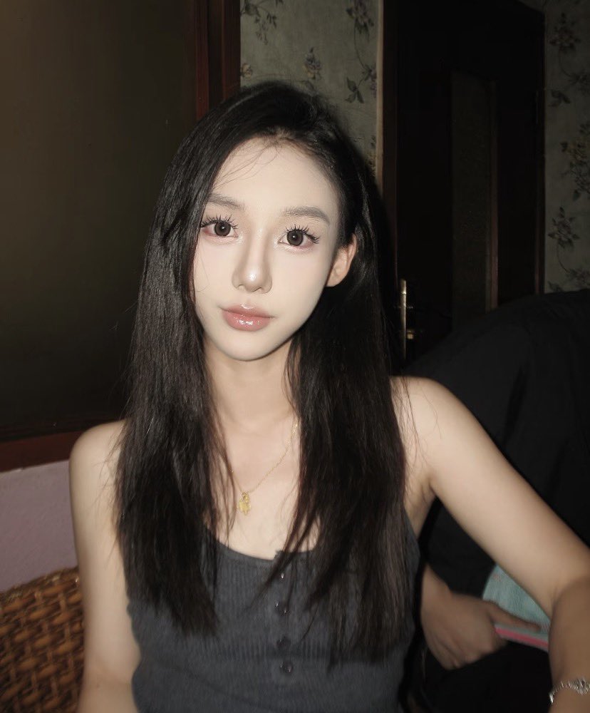 camera2hand_'s tweet image. Sony dsc w620📸❗️
ราคา: 3,500 รวมส่ง 🩷
บอดี้ใหม่มาก เต็มระบบ100% โทนสวย ผิวฉ่ำมาก  แฟลชแรง ซูมลื่น ไม่มีฝุ่น ปุ่มไม่รวน รุ่นk.จ้าวลู่ซือ🔥

🍒สิ่งที่ได้รับ: กล้อง+แบต+เมม+สายคล้องมือ+ที่หนีบชาร์จ พร้อมใช้❗️

⚠️ตำหนิ : ไม่มี
#กล้องดิจิตอลมือสอง #กล้องดิจิตอล #ส่งต่อกล้อง