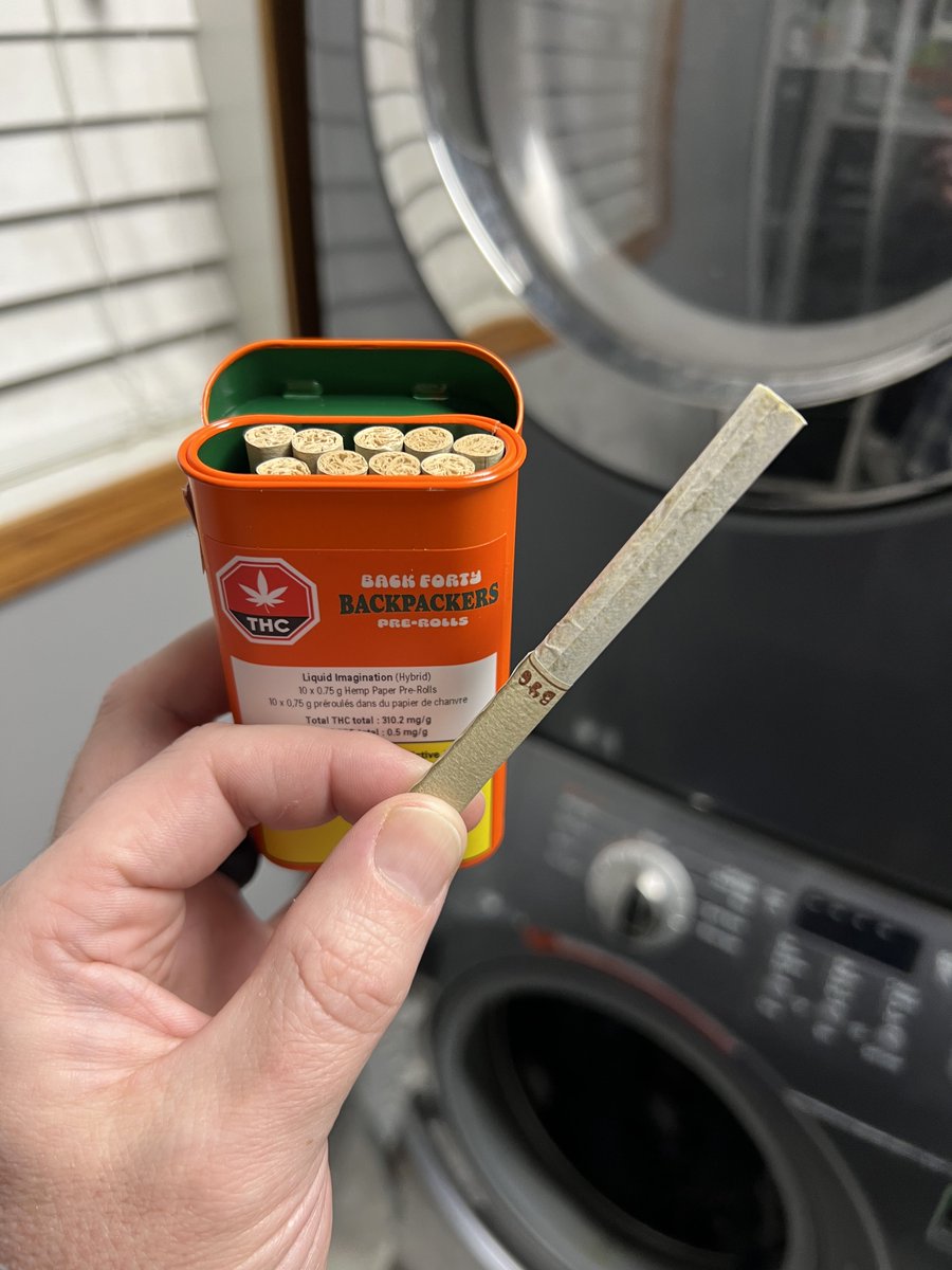 StonerDad's tweet image. Sometimes pre rolls just hit the spot so perfectly