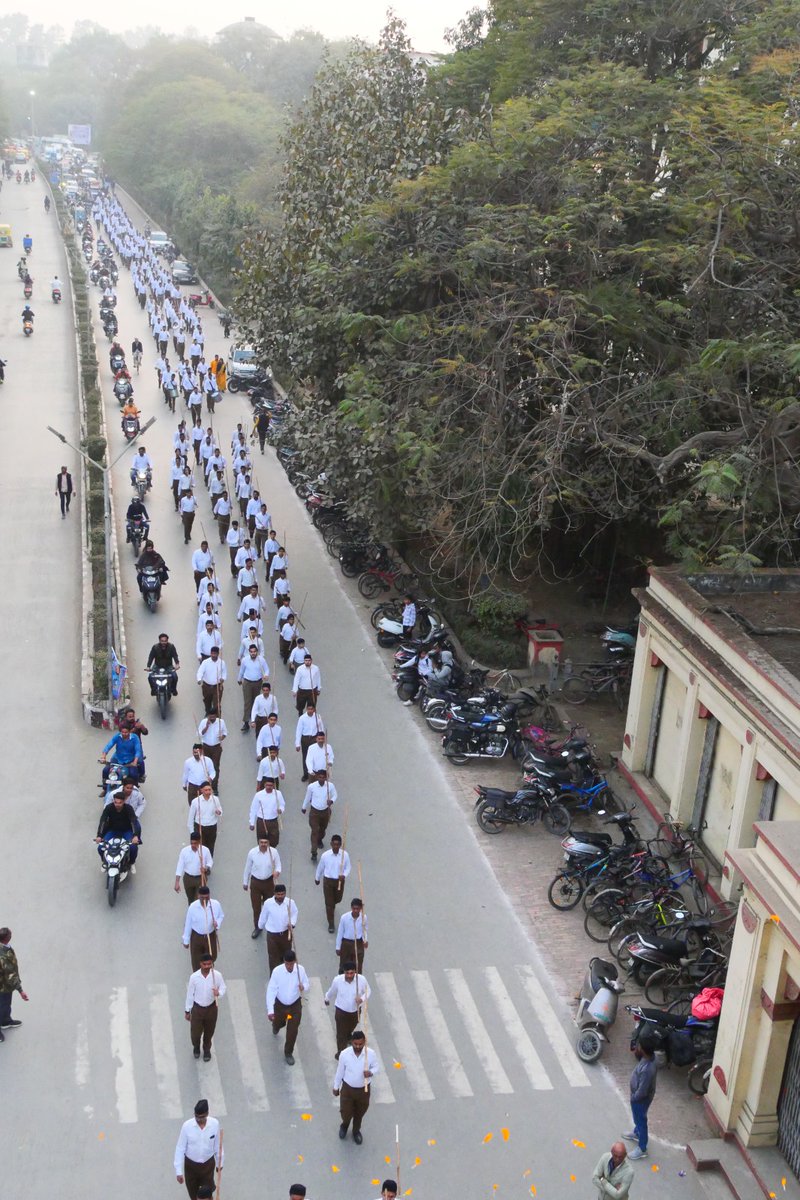 ivskdelhi's tweet image. काशी हिन्दू विश्वविद्यालय स्थापना दिवस के अवसर पर पथ संचलन का आयोजन

#BasantPanchami2026 
#BasantPanchami