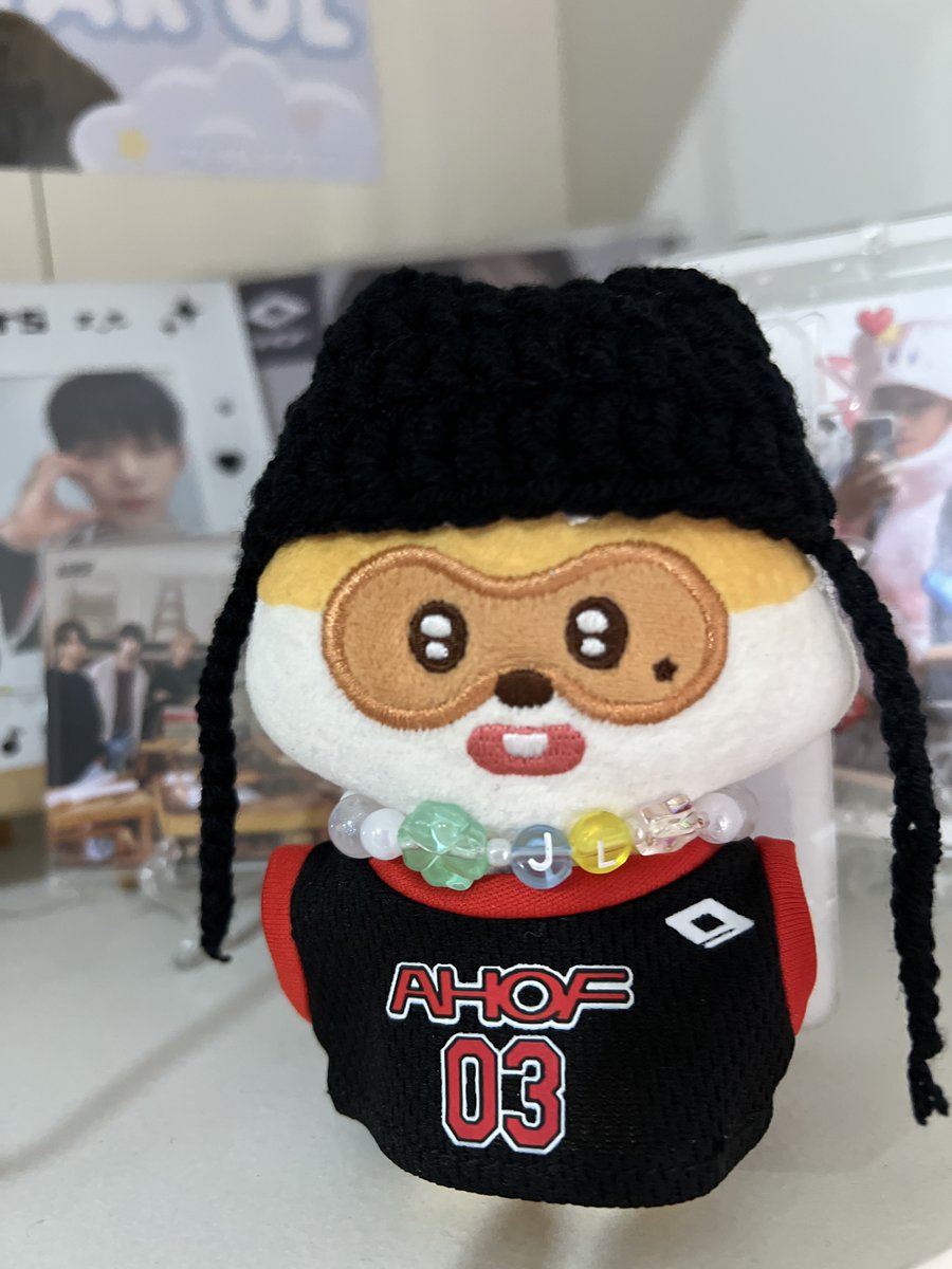jegurisells's tweet photo. #Jeguri and JL are twinning!

cr: @/didiii_up 
#ahofdolls #kpopdoll #crochet https://t.co/B6ZMyB1P2Q