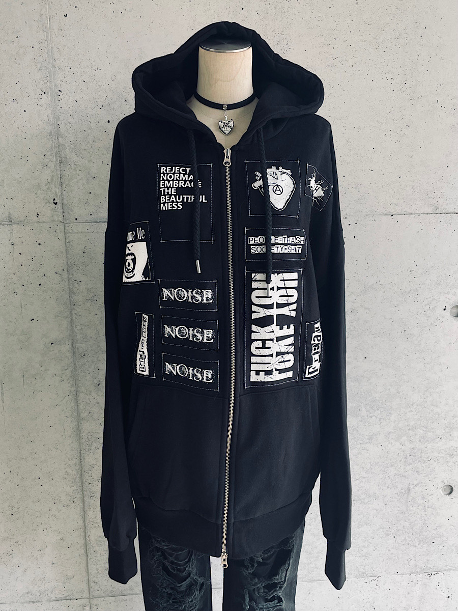 hellcatpunks's tweet image. ♠︎NEW ITEM♠︎
男女問わず着用可能な「HUNDREDCLUB」のフーディー
パンキッシュなデザインのパッチが目をひくアイテム☆
裏起毛で暖かく肌触りも◎
着こなしの幅が広がるWジップです

★パンクパッチフーディー
hellcatpunks.com/i/HRC-PK0004