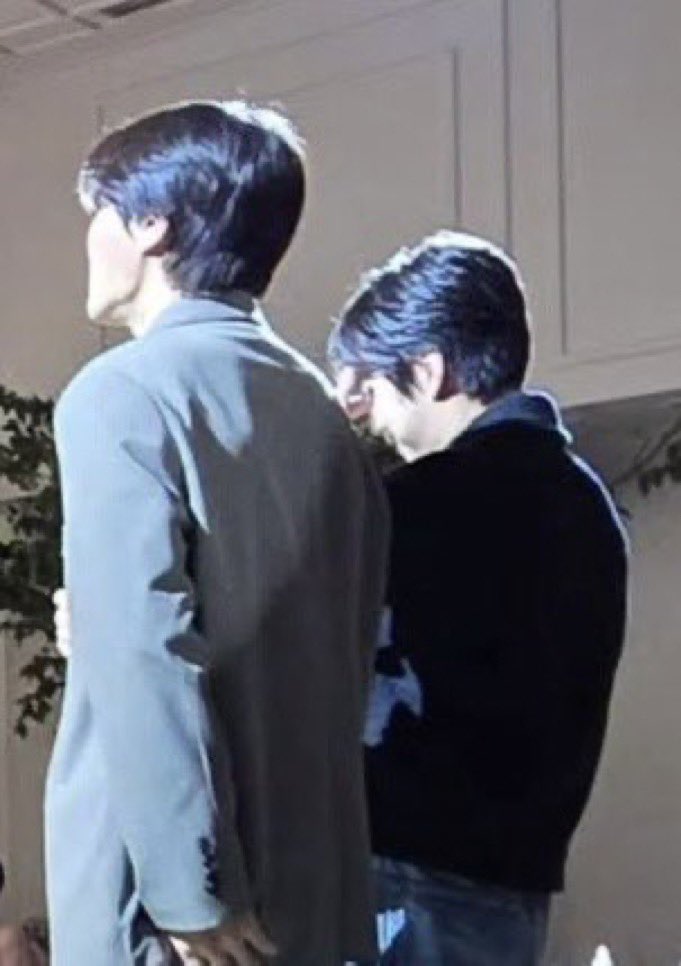 u_han94's tweet image. Finally xiumin update 😭♥️ he attended his friend’s wedding today