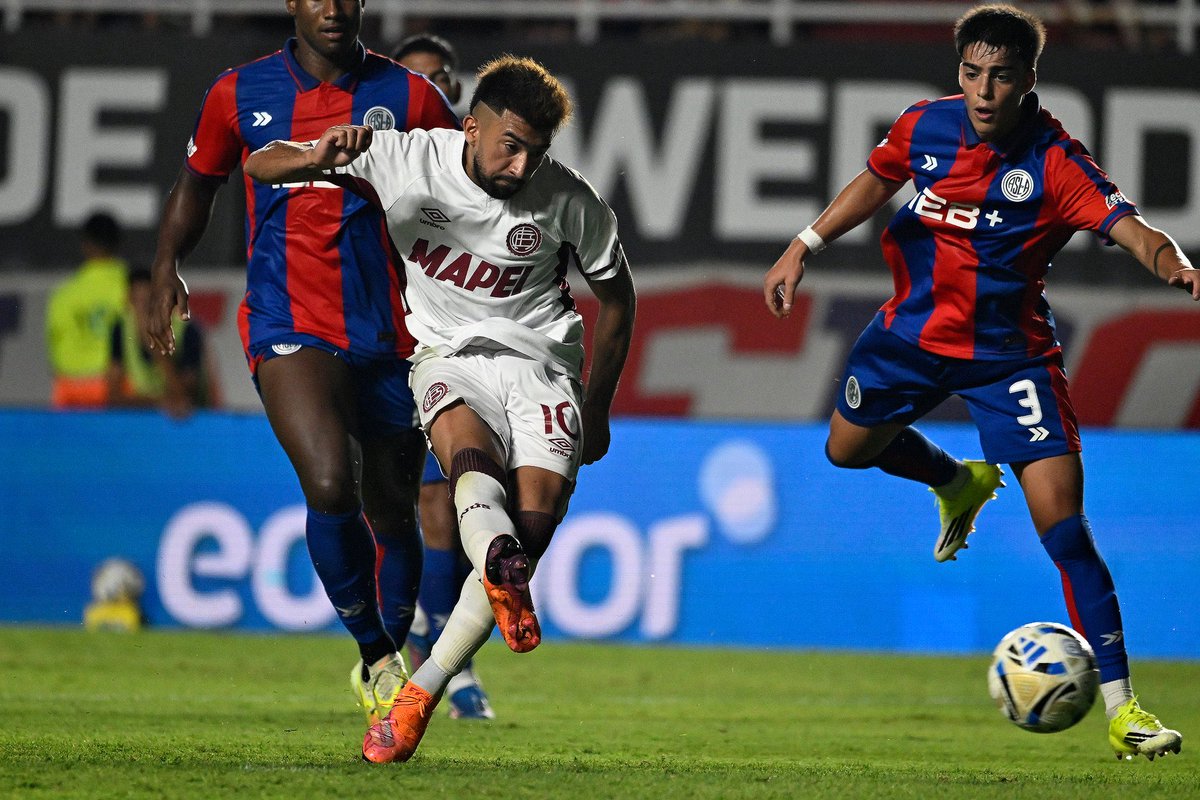 🇦🇷😳 Así fueron los últimos 35 encuentros entre Lanús y San Lorenzo:

🇱🇻 21 ganó el Granate
🇭🇹 7 ganó el Ciclón
🟰 7 empates

Vía <a href="/GuidoNewsAR/">✪ Guido AKD</a>.