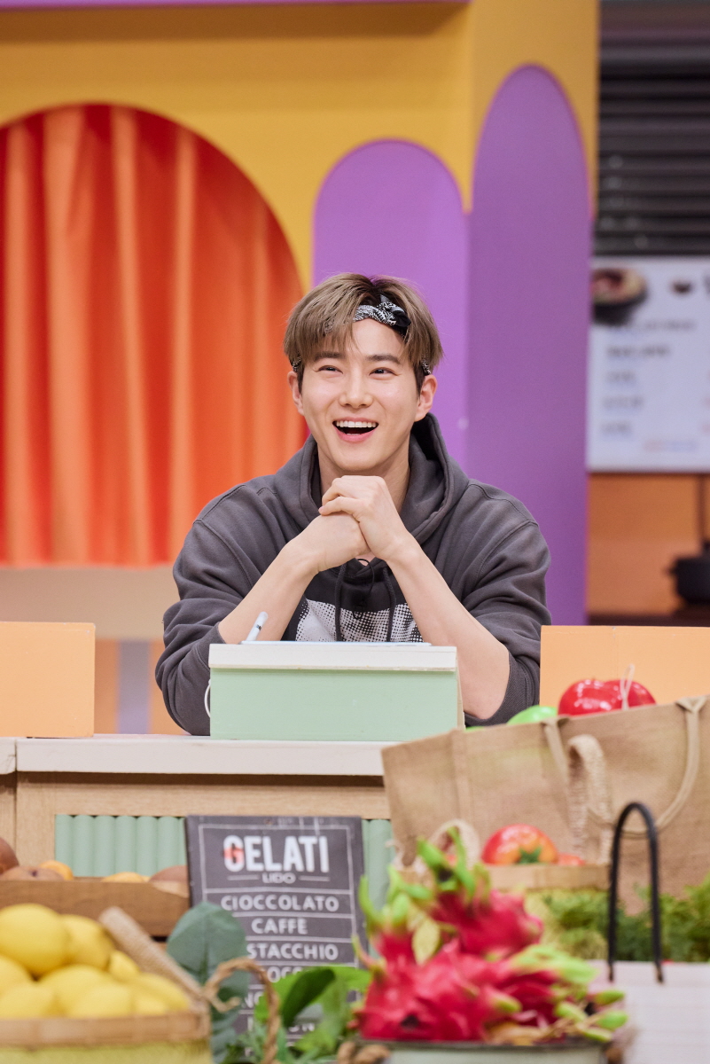 slist2015's tweet photo. 엑소 수호·찬열, 오늘(24일) ‘놀토’ 출격…연기학원 친구 피오 재회

#수호 #EXO #엑소수호 
#김준면 #SUHO 
@weareoneEXO
#찬열 #엑소 #엑소찬열 
#CHANYEOL
#EXO #EXO찬열 
#놀토 #놀라운토요일 #tvN놀라운토요일 
⬇️관련기사⬇️
https://t.co/EU6PP6gCBF https://t.co/rvmlJ865I0