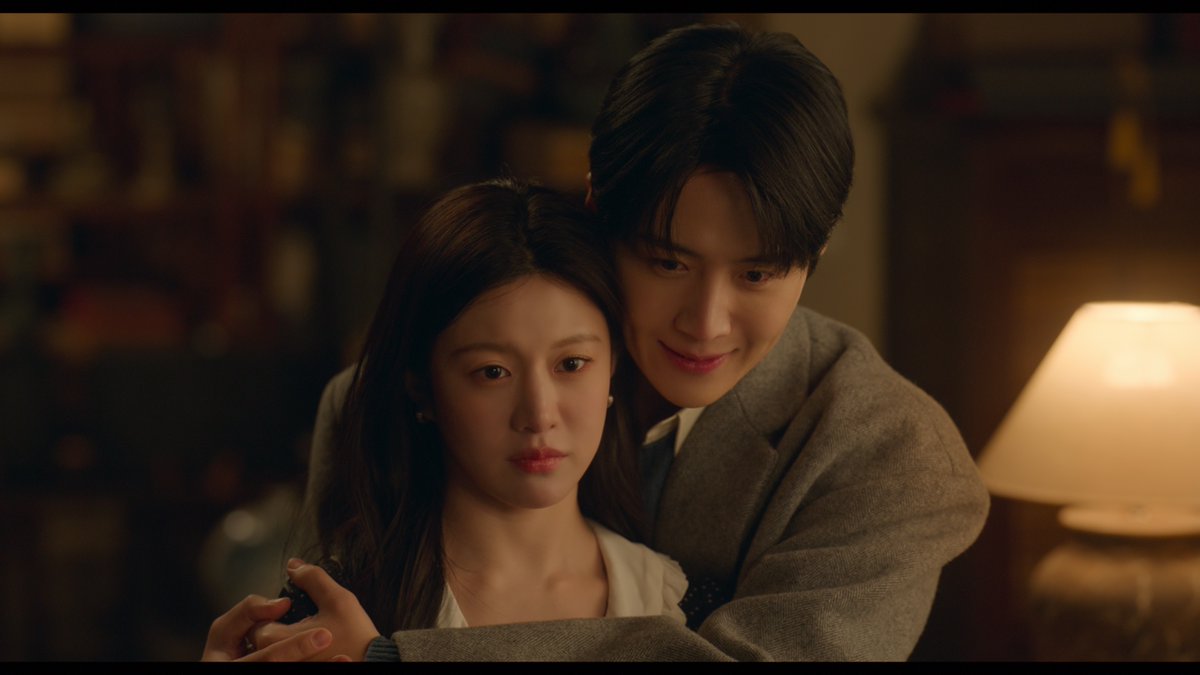 wensyifan's tweet image. "i missed you. and i was worried about you."
"i really missed you too."