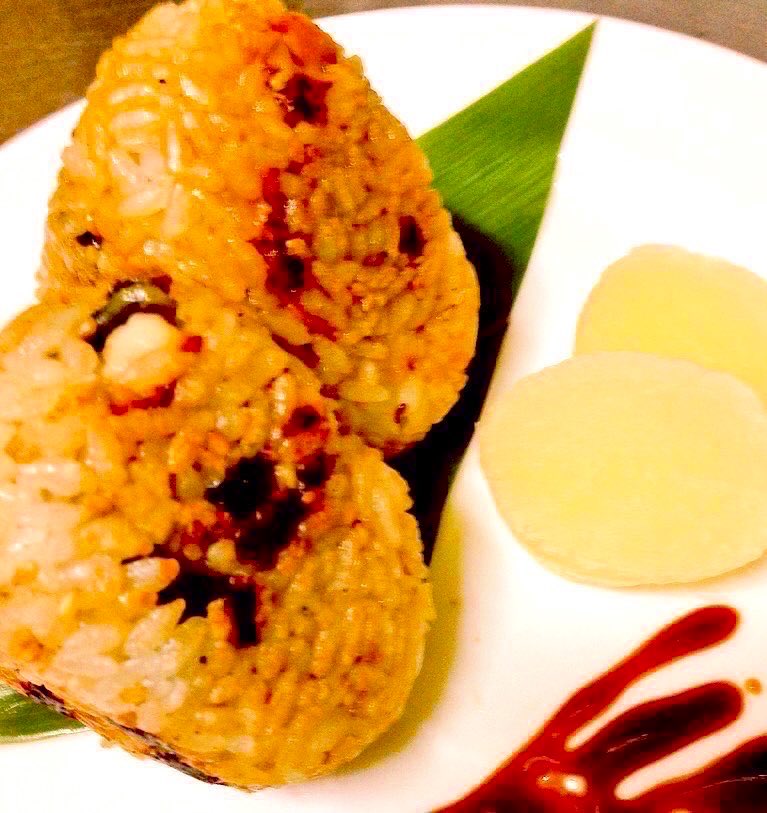 26chart's tweet image. 【フロチャのうなぎデー】
1月26日（月）〜28日（水）
（※27日が冬の土用丑の日です）

◆う巻き 830円
◆うなぎ焼きおにぎり780円
◆フロチャひつまぶし 1480円

無くなり次第終了です
確実に食べたい方は
ご予約くださいませー🐍
#26chart #中野 #ボドゲ