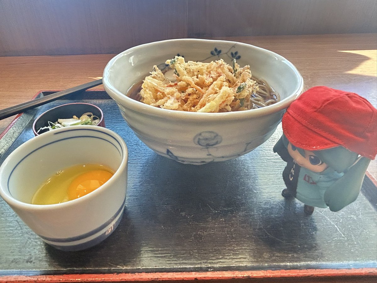 海浜幕張来たヨー🚃
いつもの如く、まずはかき揚げ天たま蕎麦でスタートダヨー🥢

#ミクダヨー