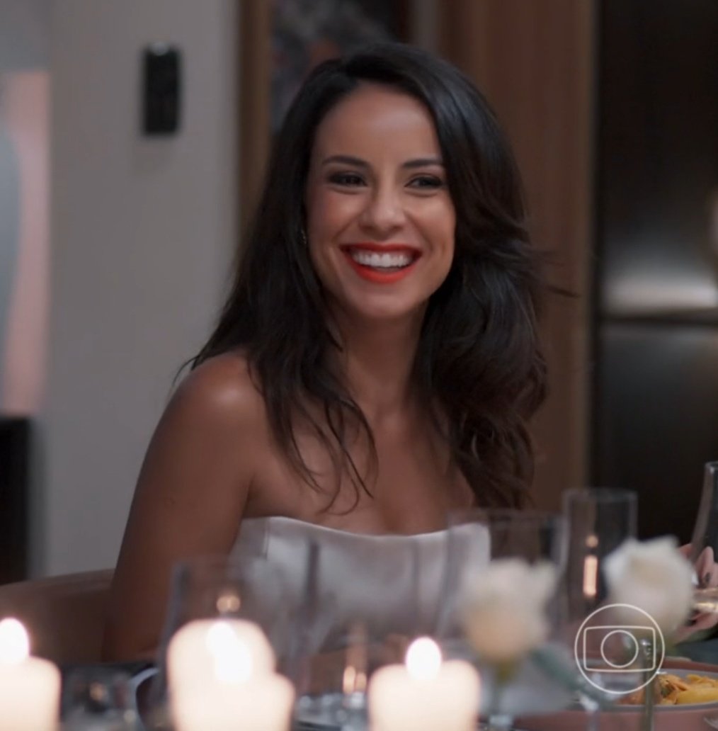 mavgfx's tweet image. ai essa advogata