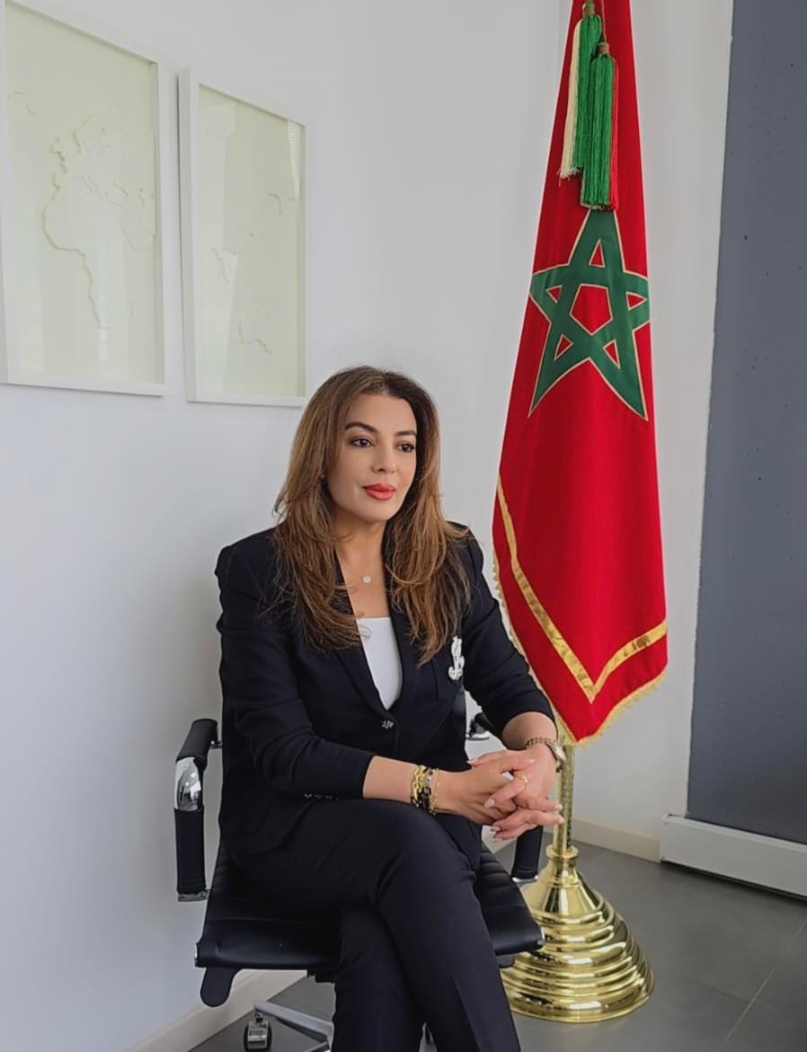 Marruecos : DE LA EXCELENCIA DEPORTIVA AL LIDERAZGO CONTINENTAL , LA EMBAJADORA FARIDA LOUDAYA REPASA LA CAN 2025 QUE CONQUISTÓ AL MUNDO

primiciadiario.com/archivo/2026/m…

Marruecos
James Rodríguez
#YoNoPagoYoDenuncio
Giordana
Airbnb
Política 
Futbol
Fifa