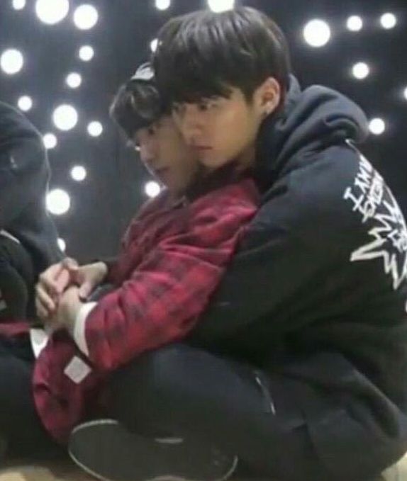 “we have                                   “we know we
dating rumors”                         started it”