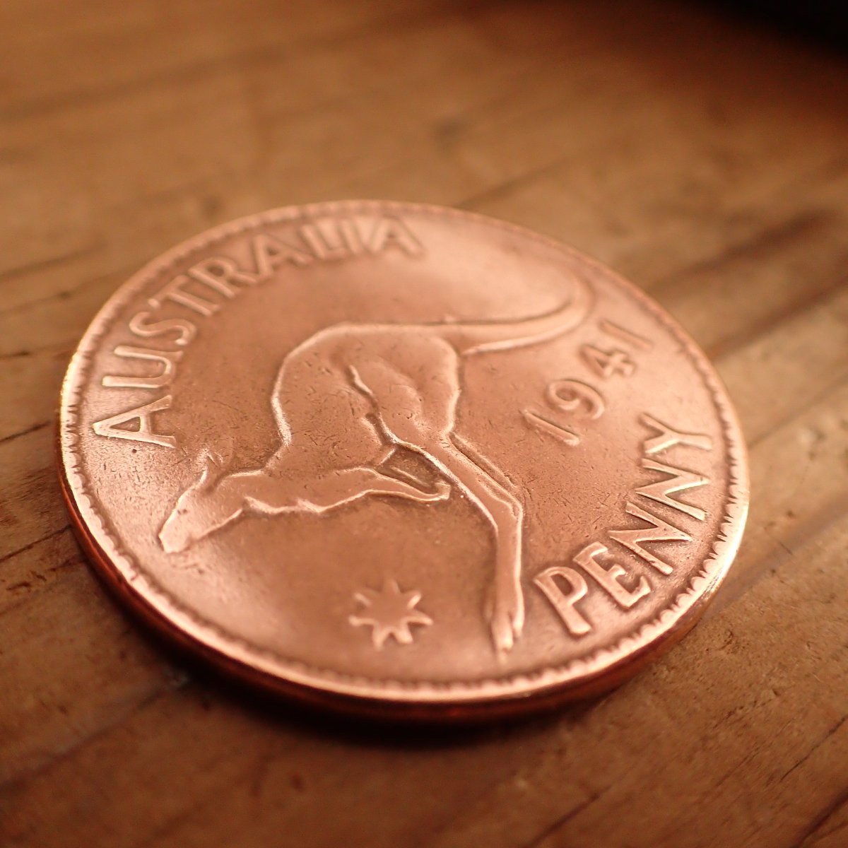 古道具屋が仕立て直したアクセサリー 何事も、下地づくりが大事