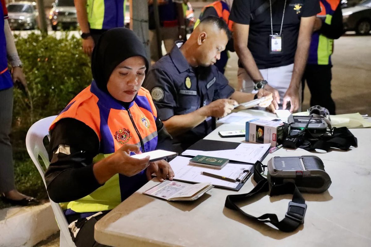 Nga Kor Ming tweet media