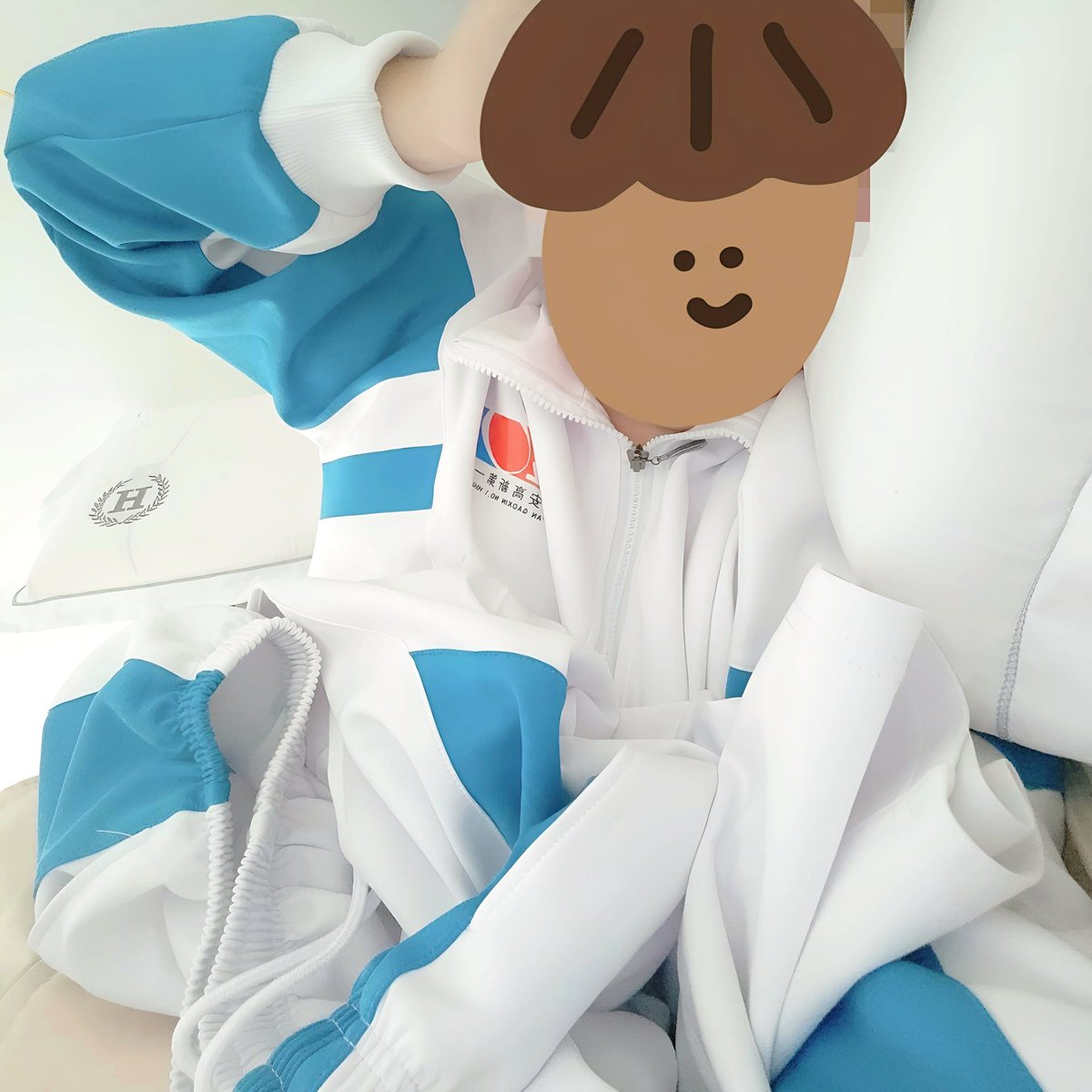 ardymoon tweet media