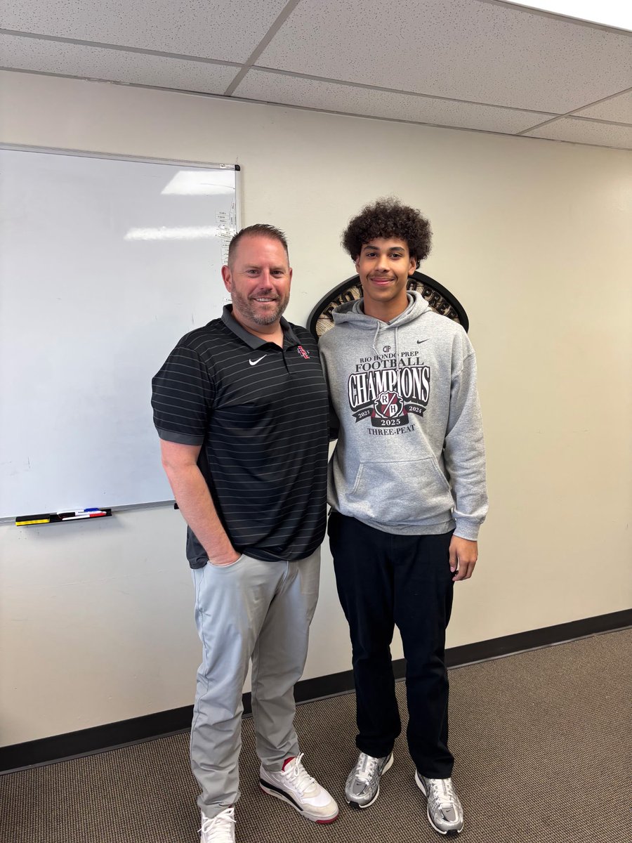 Christian Lee tweet media