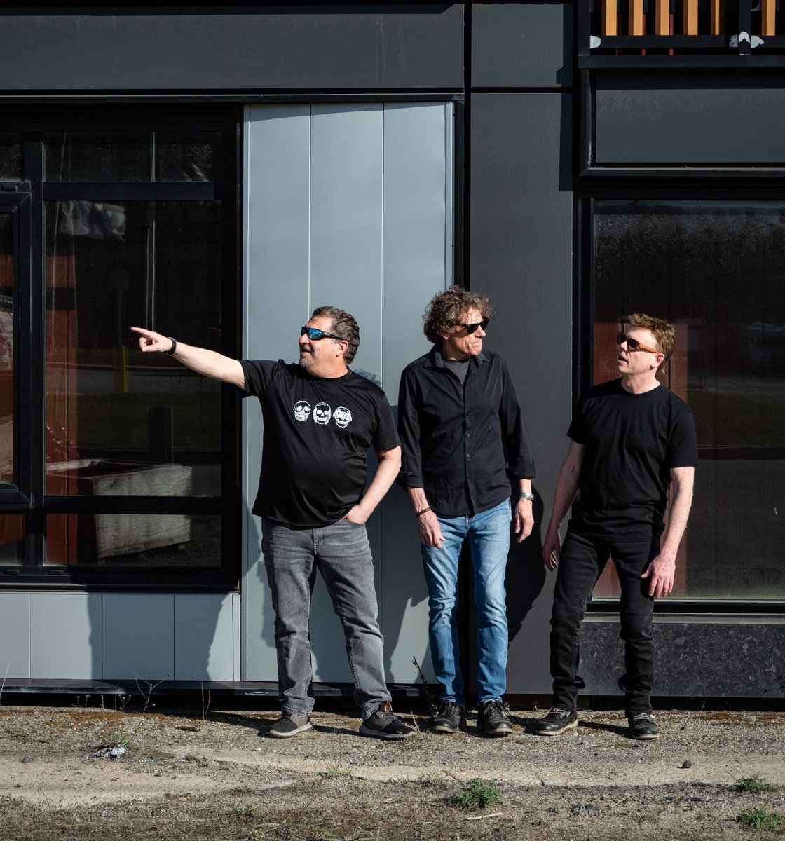 Dan spotted the snowstorm coming! ❄️ stay safe out there 👊 <a href="/heavyamerica/">Heavy AmericA</a>  #heavyamerica