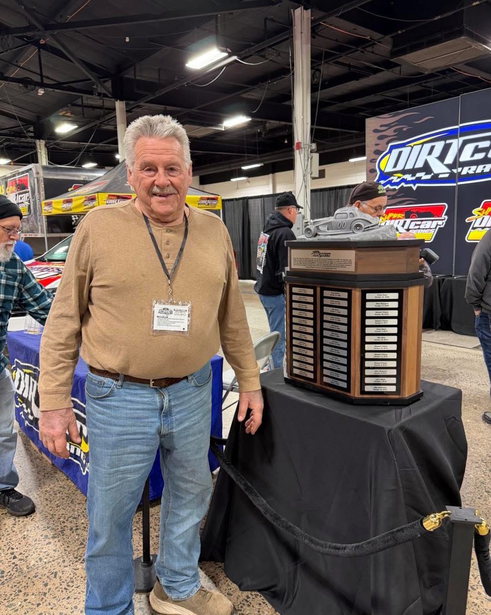 Super DIRT Week tweet media