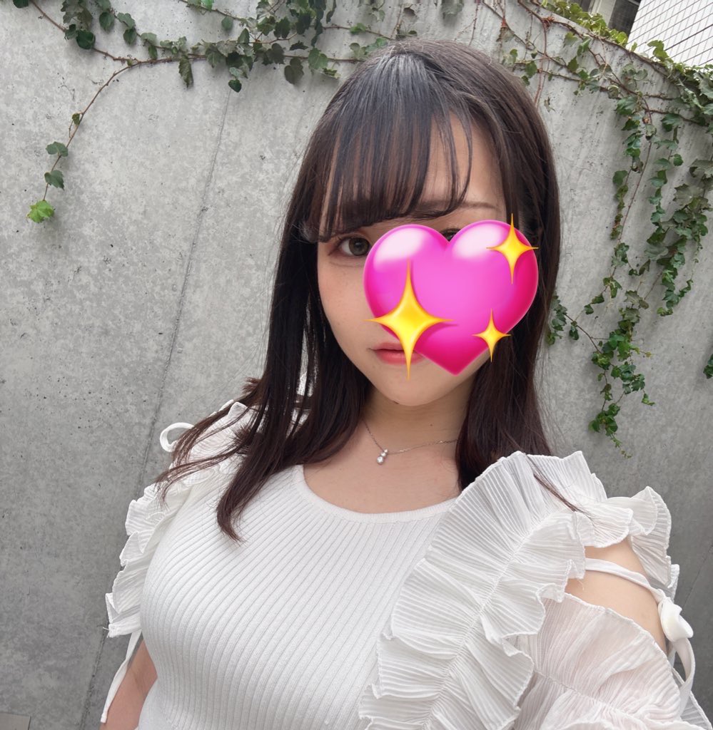 なほ tweet media