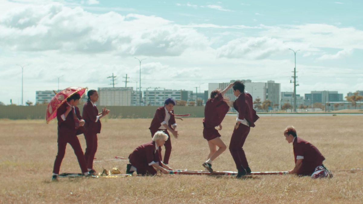 allchartsPH's tweet image. 3 years ago today, ALAMAT released "Maharani".