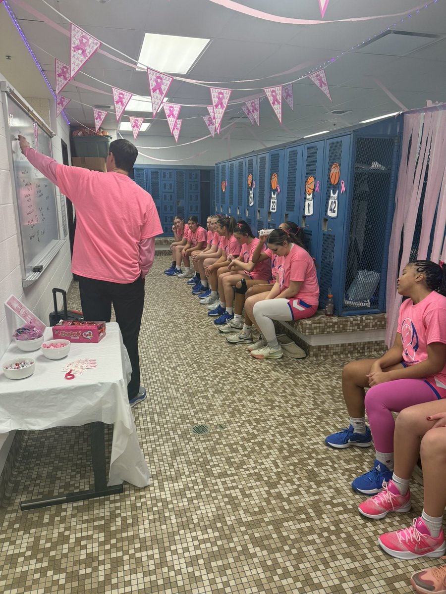 HSE Girls Basketball tweet media