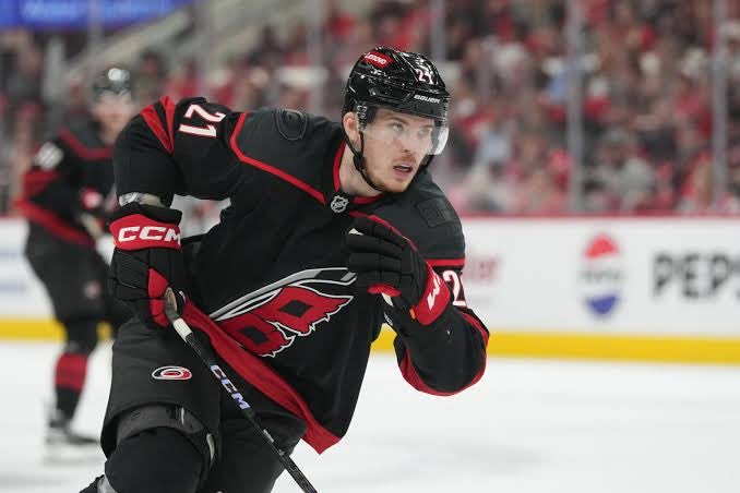 NHL Trade Alert tweet media