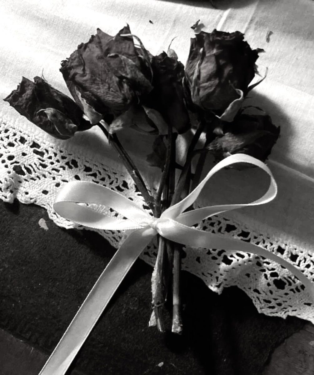 ✎ Yume🐣 // vi a skz❤️🩹 tweet media