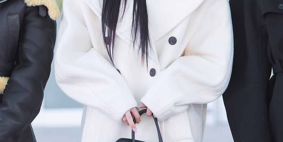 TSN_PHOTO's tweet image. 탭 하면 롱다리 워니기니
#인천공항 #출국 #입국 #프리뷰 #아일릿 #원희 
topstarnews.net/news/articleVi… &amp;lt;- Original Photo