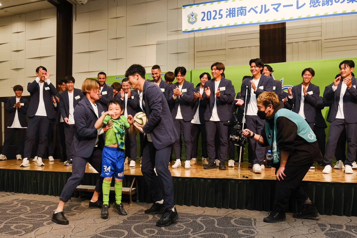 bellmare_staff's tweet image. ／
#TEAMMATES
入団選手募集💚💙
＼

2026シーズンも新たにTEAMMATESとして、湘南ベルマーレに入団を希望する長期治療中の子ども1名を募集します⚽️

様々な活動を通してベルマーレと一緒に成長していきましょう😊✨

詳細はこちら📝
bellmare.co.jp/385323

#BeingALIVEJapan
#bellmare