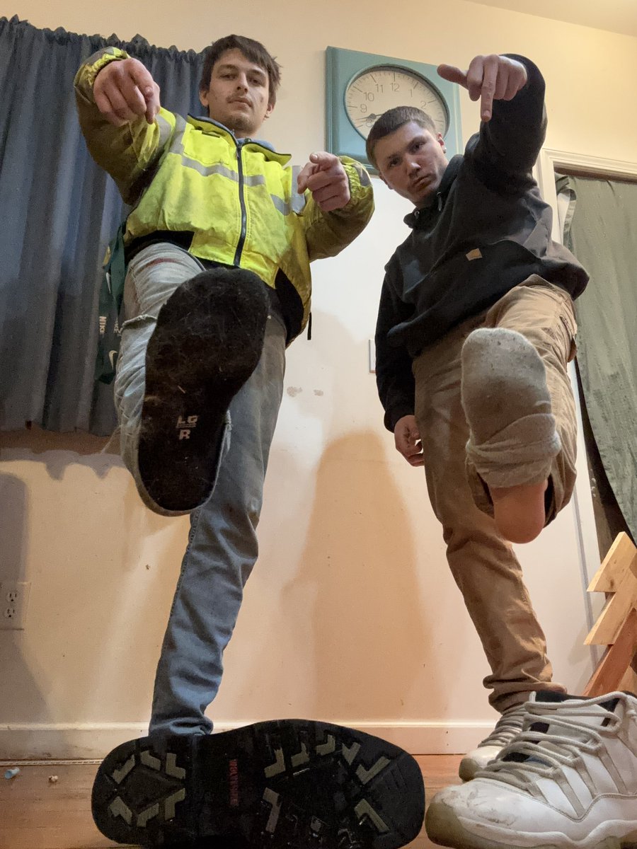 Come get dominated by these straight alpha gods, silent send!!!! #findom #cashslave #worship #alpha #domination #feetworshi̇p