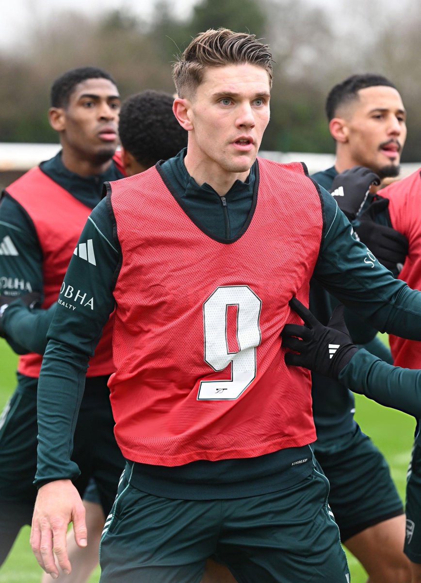 ArsenalN7's tweet photo. 🚨 Viktor Gyökeres is going to terrorise Manchester United on Sunday 🔥 https://t.co/QflVvxNjdt